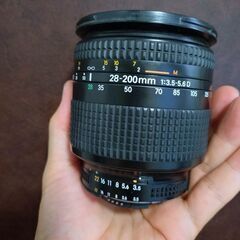 優良品　AF NIKKOR 28-200mm 1:3.5-5.6 Dの画像