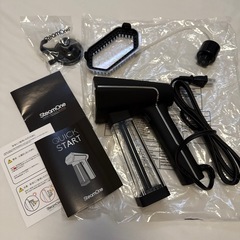 SteamOne 衣類スチーマーの画像