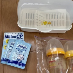 哺乳瓶などのセット売りの画像