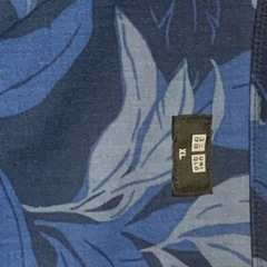 新品同様 ユニクロ沖縄
サマーシャツ XLの画像