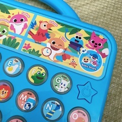 Pinkfong アルファベット バス サウンドブックの画像