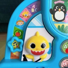 Pinkfong アルファベット バス サウンドブックの画像