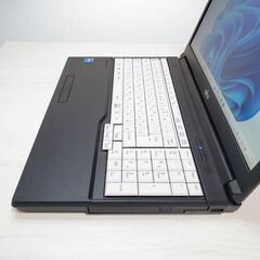 2022年製 快適ノートパソコン 富士通 LIFEBOOK A5511/HX Core i5-1135G7 8GB SSD 256GB 【高性能・保証あり・全国発送】の画像