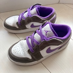 NIKE ナイキ ジョーダン 1LOWART　キッズ　kids スニーカーの画像