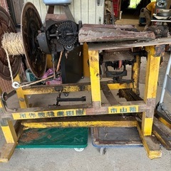 藁縄作る機械の画像
