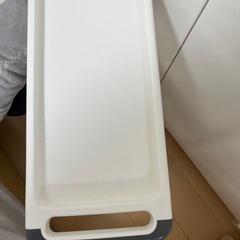 ニトリ　キャスター付きワゴンの画像