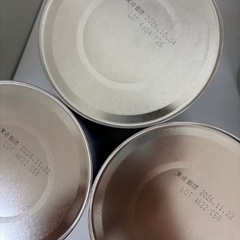 粉ミルク(11缶＋らくらくキューブ19本)の画像