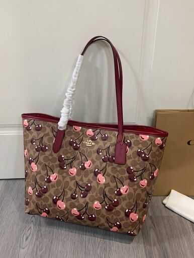 [コーチ] city tote トートバッグ cherry print ショルダーバッグ cit3 斜めがけバッグ