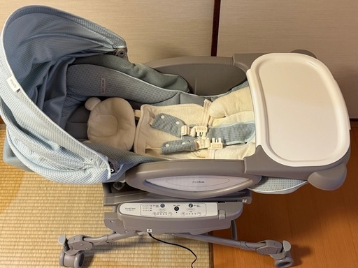 Aprica　ユラリズム　オートプレミアム 電動 ベビーチェア