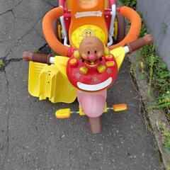 アンパンマンの三輪車の画像