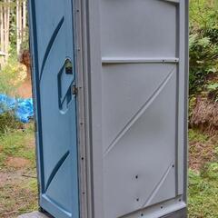 仮設トイレ和式 スリムタイプ ポンプ× 汲み取り式 照明付きの画像