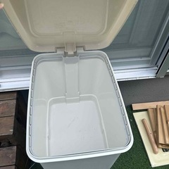 ごみばゴミ箱の画像