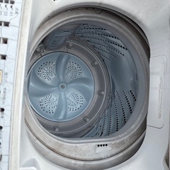 洗濯機Hisense社製 表面劣化あり　の画像