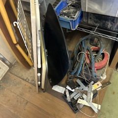 ひとつ1000円机の画像