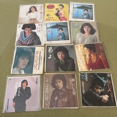 昭和歌謡　女性歌手　レコード　48枚セット　まとめ売り　④の画像