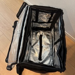 Uber eats 配達リュックの画像