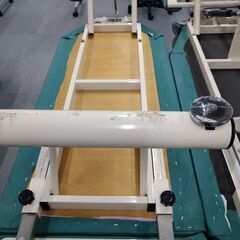 整体ベッド　色グリーン系　長さ163ｃｍ　幅55ｃｍ　中古品の画像