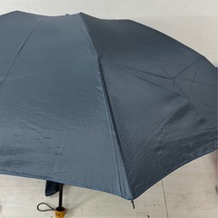 【中古品】折りたたみ傘 ネイビー メンズ ワイドサイズ 収納袋付き 傘の画像