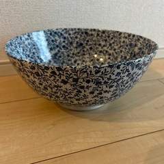 大きな鉢⭐︎どんぶり⭐︎ボール皿の画像