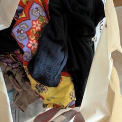 差し上げます　レディース服５０枚ぐらいの画像