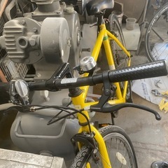 Roadmark R700 後輪パンクの画像