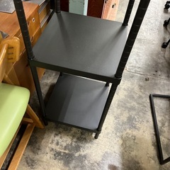 未使用品の4段ラックの画像