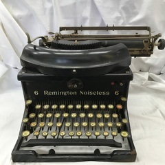 ☆ドリーム2号館☆ ヴィンテージ　Remingon Noiseless6 タイプライター　※ジャンク品の画像