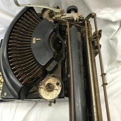 ☆ドリーム2号館☆ ヴィンテージ　Remingon Noiseless6 タイプライター　※ジャンク品の画像