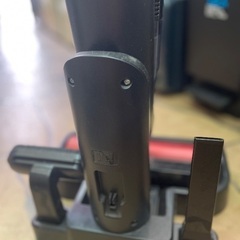 中古　TOSHIBAクリーナー　VC-WL-100 赤　縦置き　掃除機の画像