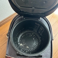 炊飯器の画像