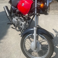 スズキ GS50赤 50cc バイクの画像