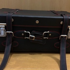 キャリーケース　キャスターバッグ　スーツケース　の画像