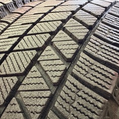 ヤリス アクア ノート デミオ等 185/65R15 スタッドレス VRX3の画像