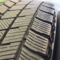ヤリス アクア ノート デミオ等 185/65R15 スタッドレス VRX3の画像