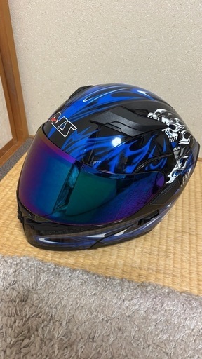 フルフェイスヘルメットＬサイズ　サングラス内蔵　迅速に対応可能❗️