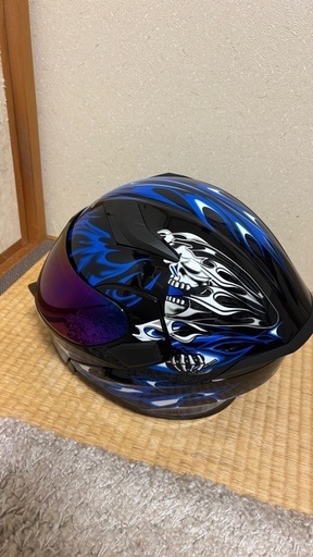 フルフェイスヘルメットＬサイズ　サングラス内蔵　迅速に対応可能❗️　