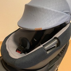 combi チャイルドシート TheSの画像