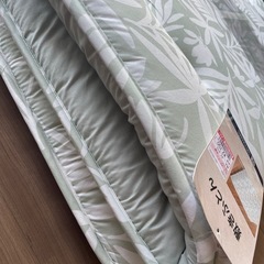 【取引中】新品未使用　敷布団の画像