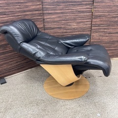 【トレファクいわき平店】karimoku(カリモク)THE FIRST(ザ・ファースト)パーソナルソファ ブラック 本革製が入荷しました！の画像