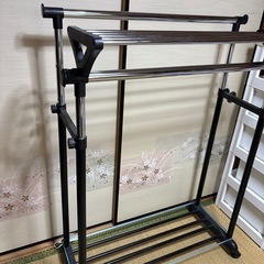 お取引中です。ハンガーラックの画像