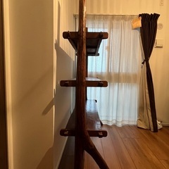 アジアン家具　3段飾り棚の画像