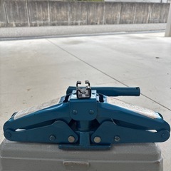 らくらくジャッキ　Fｰ24油圧式中古の画像