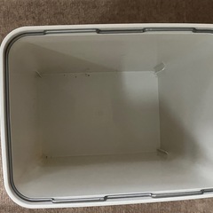 ゴミ箱　フタ付の画像