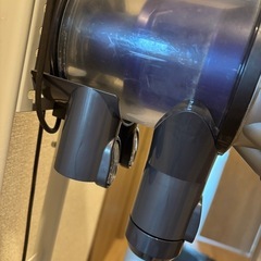 ダイソンV6 スタンド付きの画像