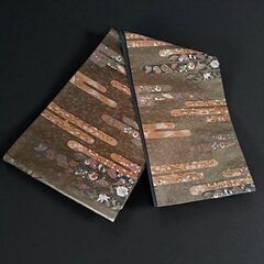 袋帯 正絹 六通柄 吉祥紋 宝尽くし 渋い萌黄色 オリーブグリーンの画像