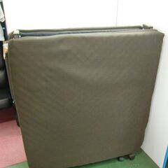 ★無料　折り畳み式ベッド   収納便利   の画像