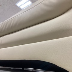 取りに来れる方限定！マナベインテリアハーツの２人掛けソファです！の画像