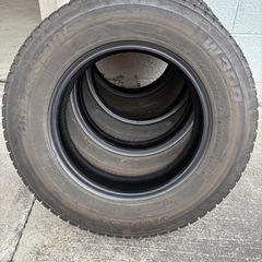 差し上げます。スタッドレス
145/80R12の画像