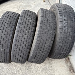 差し上げます。スタッドレス
145/80R12の画像