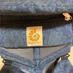 抱っこ紐 ergobaby 　の画像